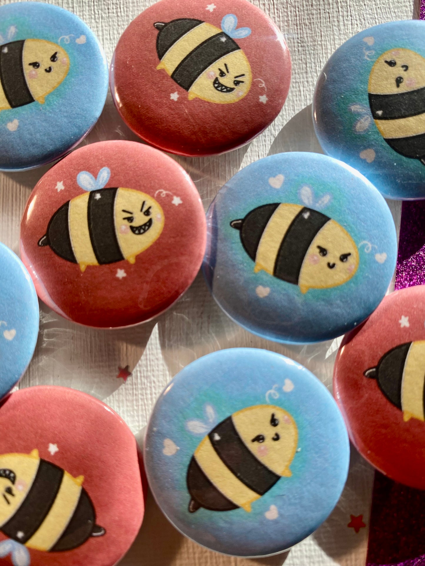 Mini Bees 1.2 Inch Buttons